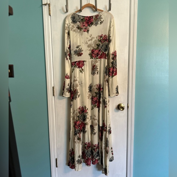 NWT Easel Cream Floral Maxi Wrap Dress, Women’s L - Picture 2 of 6